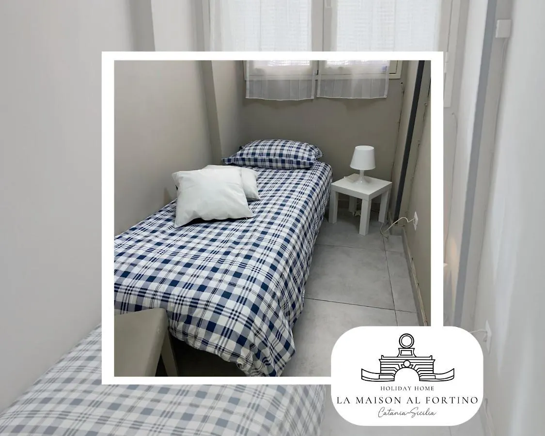 Holiday home La Maison Al Fortino Catania Italy